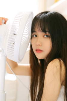 火车上荫蒂添的好舒服视频
